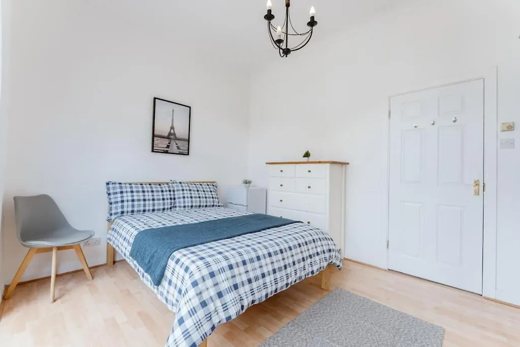 Apartment Comfortable Double Room For Your London Getaway